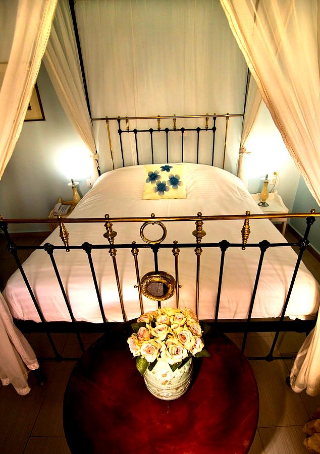 MasouriBlu Boutique Hotel